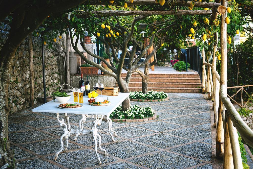 Sea View Villa In Ravello With Lemon Pergola, Gardens And Jacuzzi - Ideal For Elopements エクステリア 写真