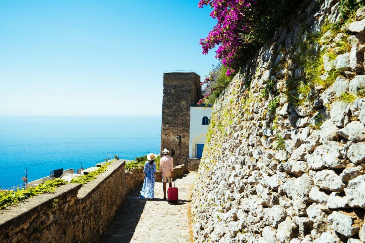 Sea View Villa In Ravello With Lemon Pergola, Gardens And Jacuzzi - Ideal For Elopements エクステリア 写真